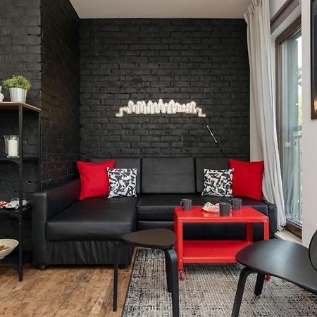 Stylish & Trendy 1 Bedroom Apartment Wola With Parking By Renters Warsaw Ngoại thất bức ảnh