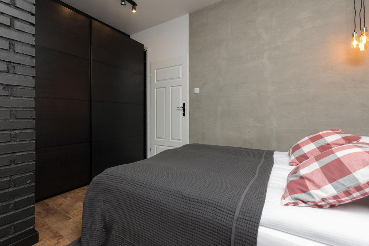 Stylish & Trendy 1 Bedroom Apartment Wola With Parking By Renters Warsaw Ngoại thất bức ảnh